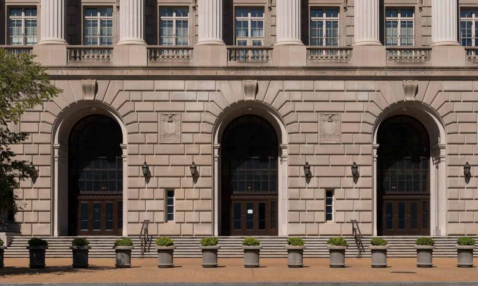 2027 Tax Brackets: What the IRS Has Released and the Official Rates You File With in 2027