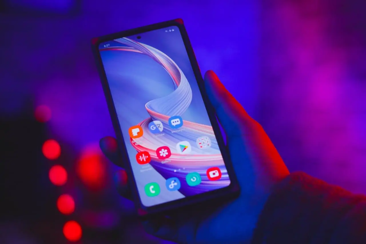How to Tell if Your Phone Is Being Monitored