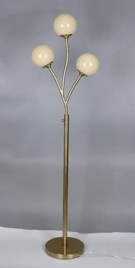 Recalled 7927-OZ1 Floor Lamp (HomeGoods style numbers 192249, 208605, and 213058)